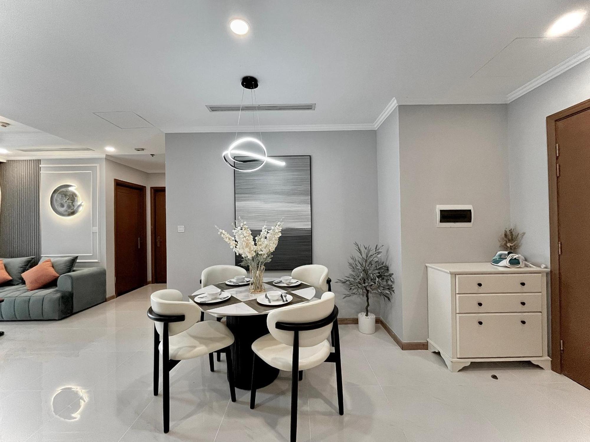 Apartment Landmark Luxury - Luna Ho Chi Minh City