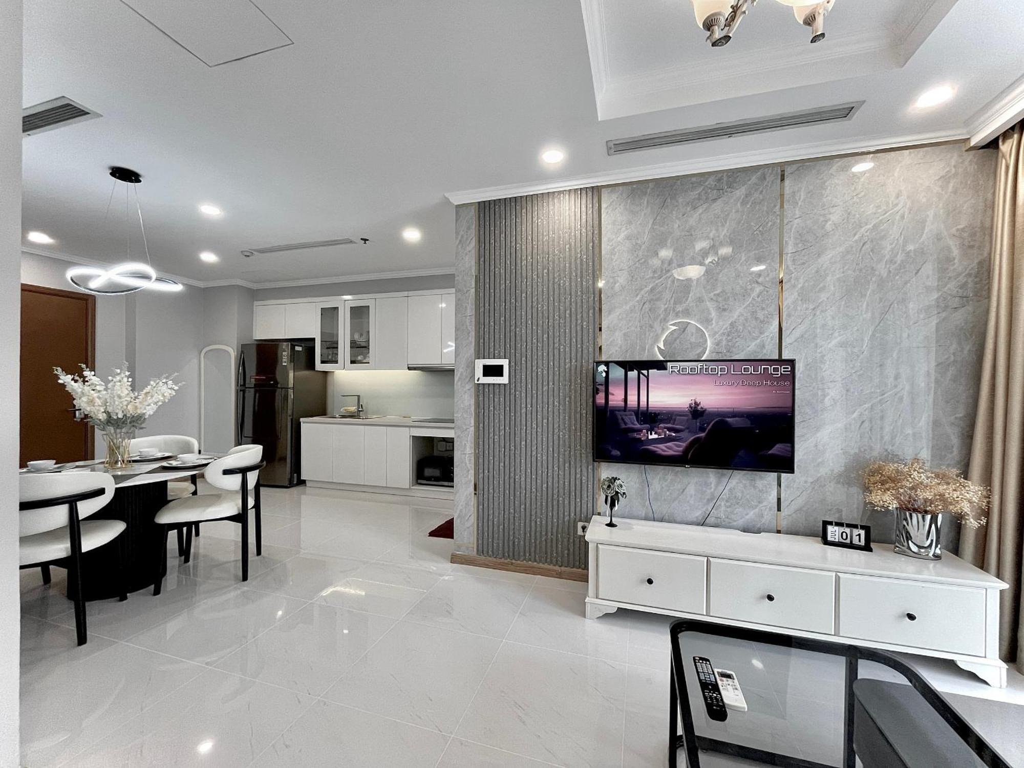 Landmark Luxury - Luna Apartment *