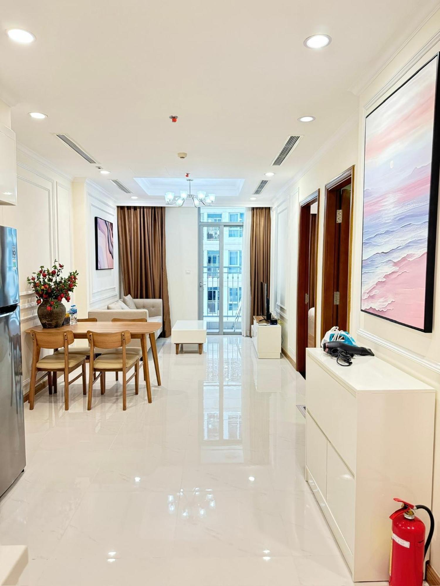 Landmark Luxury - Luna TP. Hồ Chí Minh